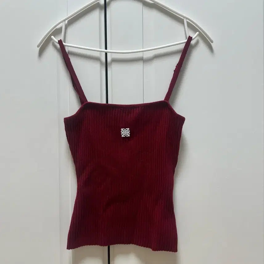 [BUNJANG] Bad Blood Red Sleeveless Top / 배드블러드 레드 슬리브리스