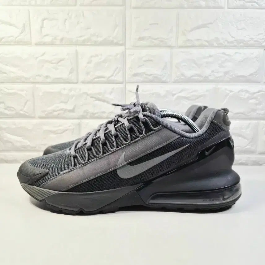 [BUNJANG] Nike Air Max Pulse Dark Roma Sneakers / 나이키 285 에어맥스 펄스 롬 다크 운동화
