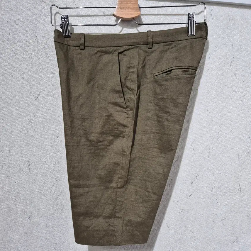 [BUNJANG] Theory Khaki Shorts / 띠어리 카키색 반바지