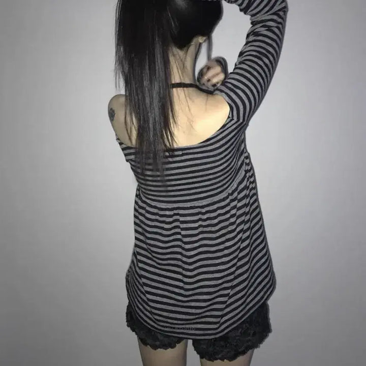 [BUNJANG] Stripe Ribbon Long Sleeve Off-Shoulder Top / 스트라이프 리본 롱 슬리브 오프숄더 탑