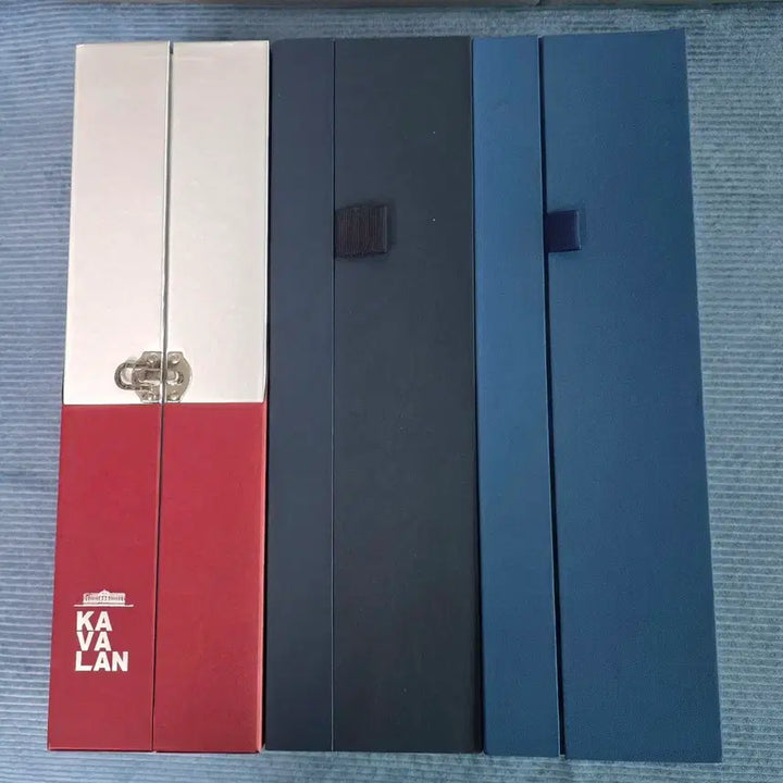 [BUNJANG] Kavalan and Johnnie Walker Whiskey Empty Bottles with Cases / 카발란/조니워커 위스키 공병