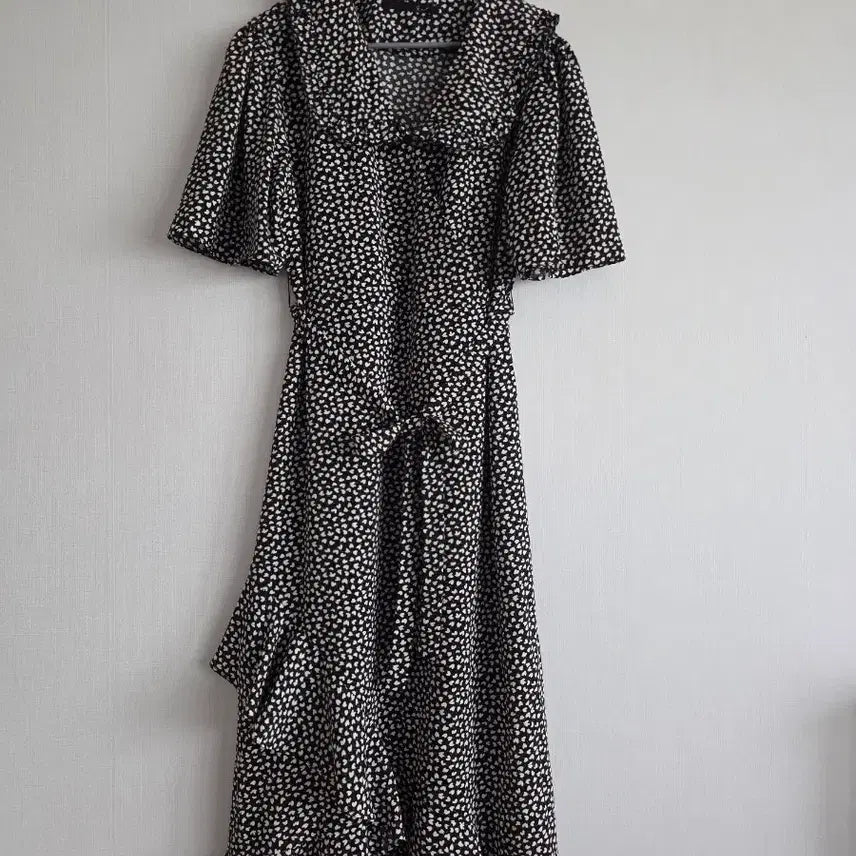 [BUNJANG] Flower Pattern Long Dress / 플라워 패턴 롱 원피스