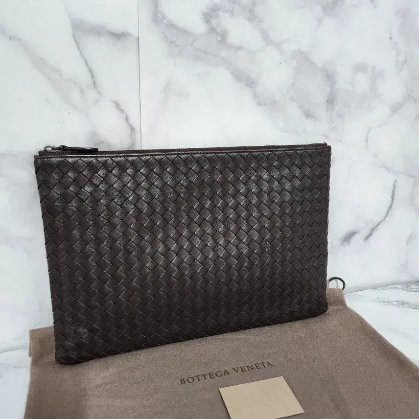 [BUNJANG] Bottega Veneta Intrecciato Clutch Black / 보테가 베네타 인트레치아토 클러치 블랙 M