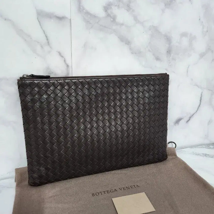 [BUNJANG] Bottega Veneta Intrecciato Clutch Black / 보테가 베네타 인트레치아토 클러치 블랙 M