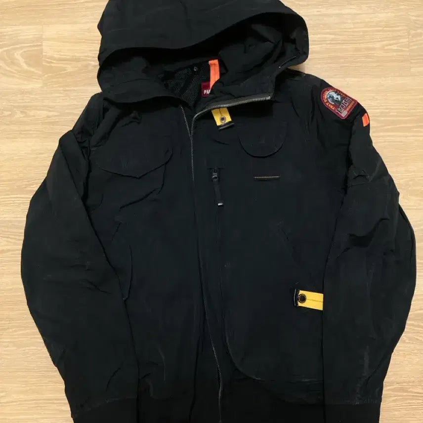 [SOLD OUT] 파라점퍼스 블랙 후드 봄버 자켓
