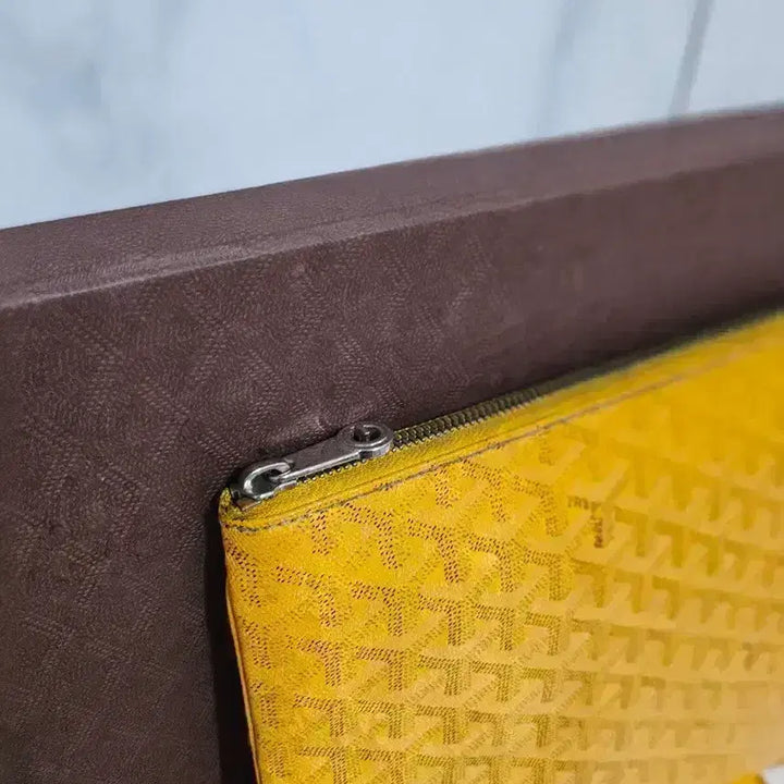 [BUNJANG] Goyard Saint Louis Clutch GM Yellow / 고야드 세나 클러치 GM 옐로우