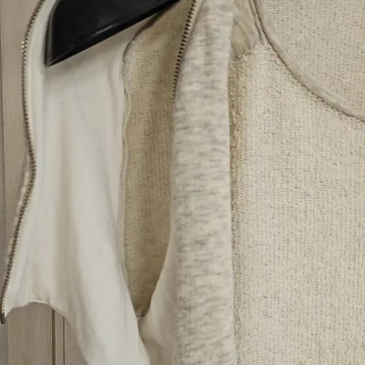 [BUNJANG] Maje Zipper Shoulder Cotton Shirt / 마쥬(M)지퍼 어깨 숄더 코튼 셔츠