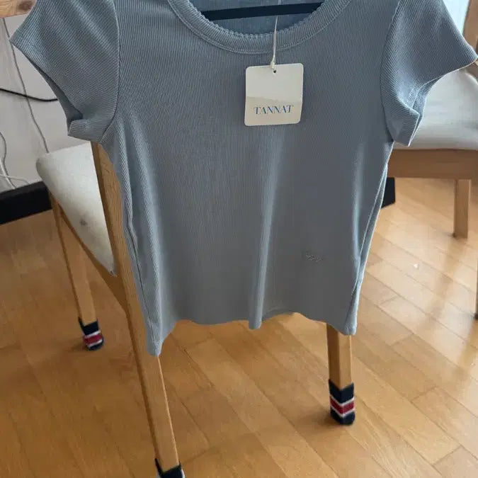[BUNJANG] Tanat 24 Essential Hill Lace Half T-Shirt / Tanat타낫 24 에센셜 힐 레이스 하프 티셔츠 새상품