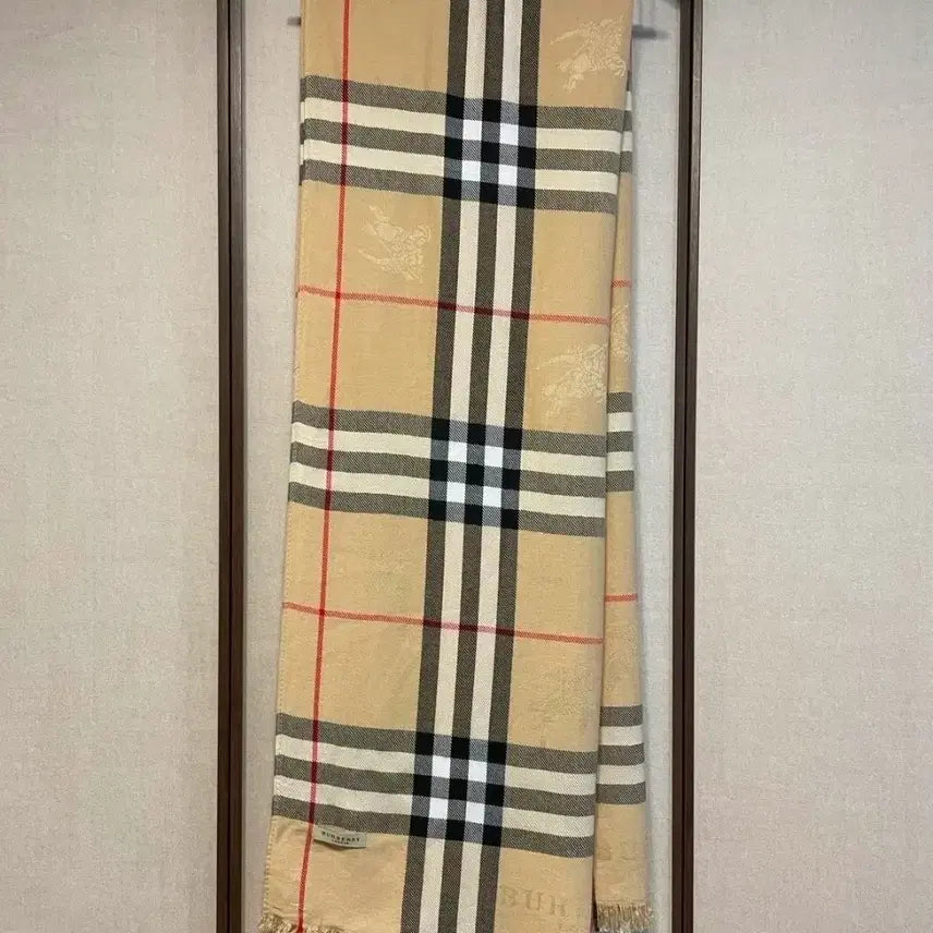 [BUNJANG] Burberry Classic Check Muffler Beige Oversized Shawl / 버버리 클래식 체크 머플러 Beige 빅숄