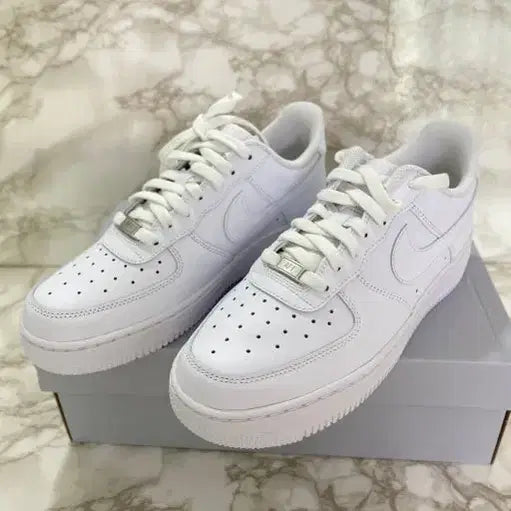 [BUNJANG] Nike Air Force 1 White / 나이키 에어포스 1 화이트 새상품