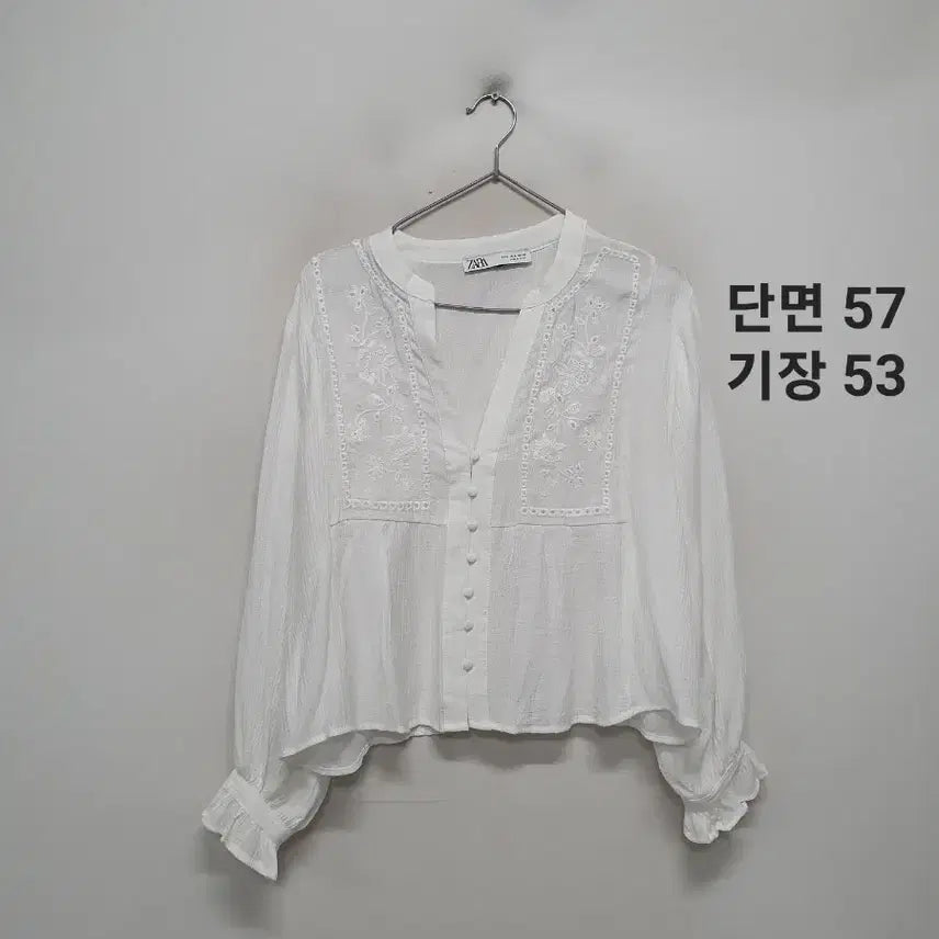 [BUNJANG] Zara White Eyelet Blouse / 자라 화이트 아일렛 블라우스