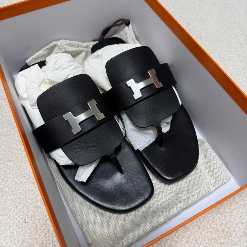 [SOLD OUT] 에르메스 오란 블랙 샌들 풀박스