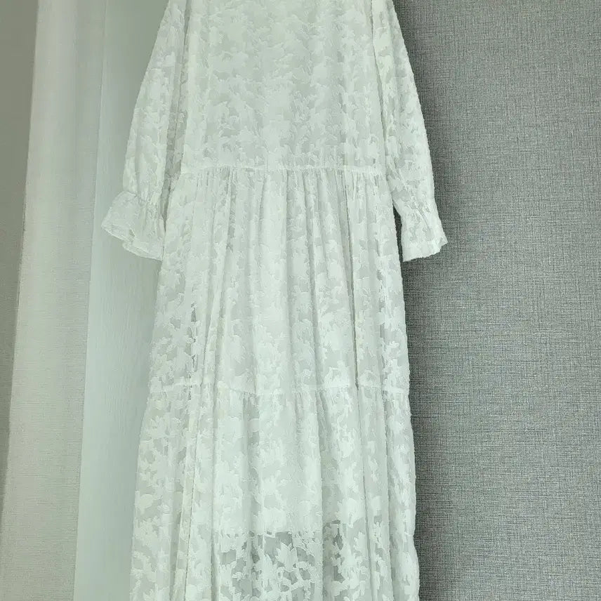 [BUNJANG] NANING9 Volume Sleeve Maxi Dress / NANING9 볼륨소매 풍성맥시원피스