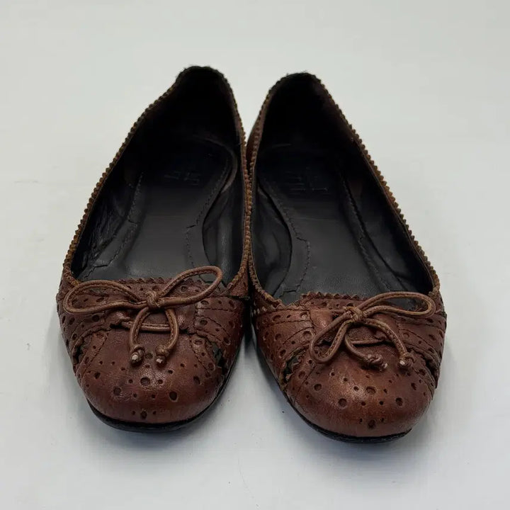 [BUNJANG] Givenchy Leather Heels / 35 (225) 1/2 지방시 Givenchy
