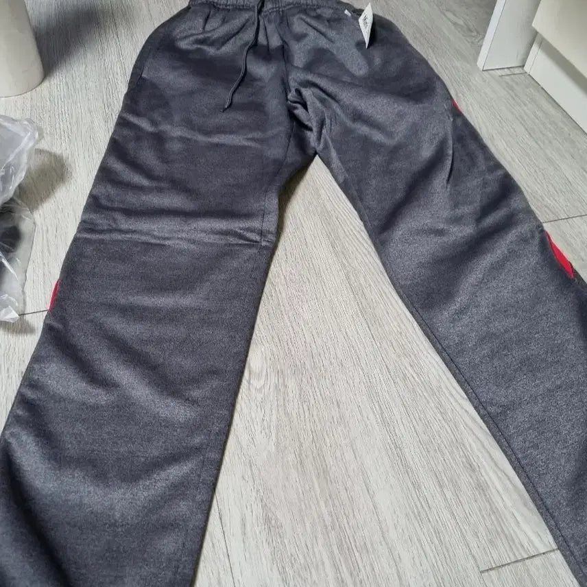 [BUNJANG] Unisex Gray Training Pants / 회색 트레이닝 바지.남녀공용