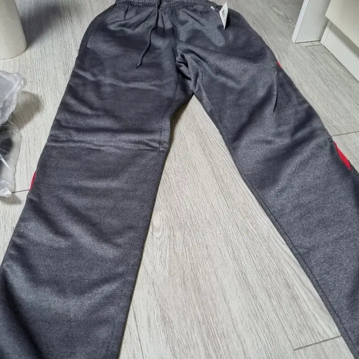 [BUNJANG] Unisex Gray Training Pants / 회색 트레이닝 바지.남녀공용