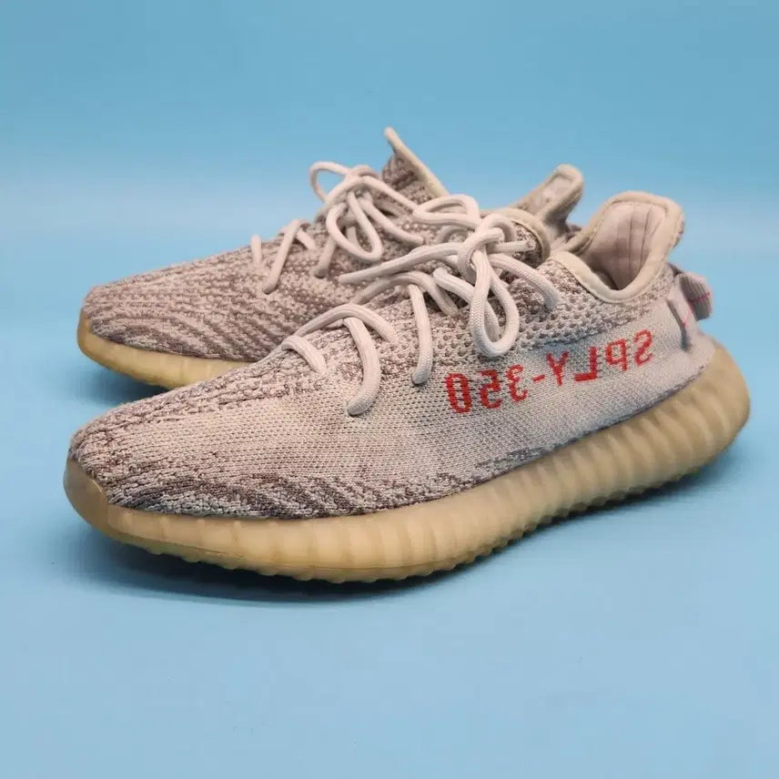 [BUNJANG] Adidas Yeezy Boost 350 V2 Sneakers / hh 아디다스 이지 부스트 350 V2 운동화 260