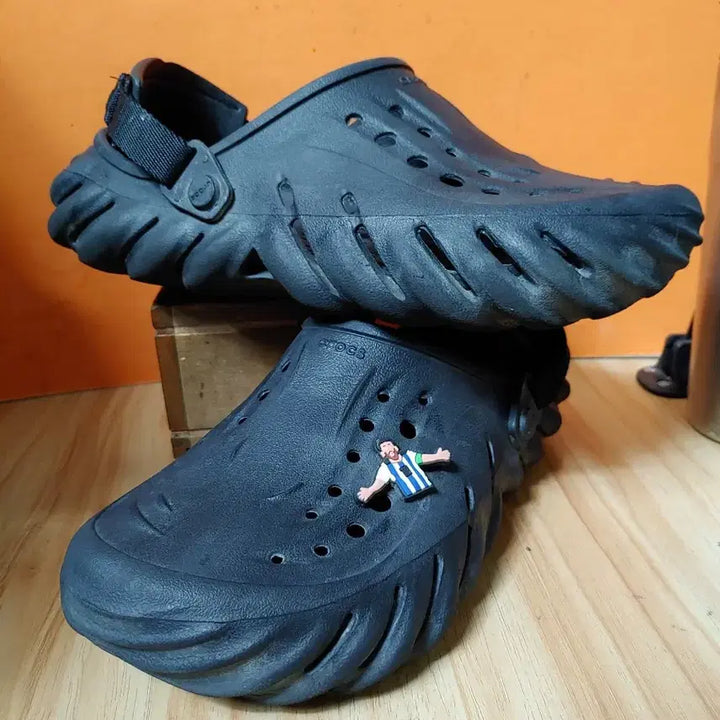 [BUNJANG] Crocs Echo Clog Sandals / 크록스 에코 클로그 샌들(M7 W9추천사이즈255)