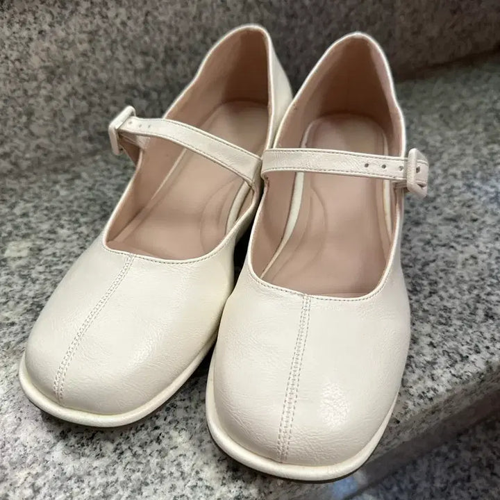 [BUNJANG] Ivory Mary Jane Strap Shoes (240) / (새상품) 아이보리 메리제인 스트랩 슈즈 240