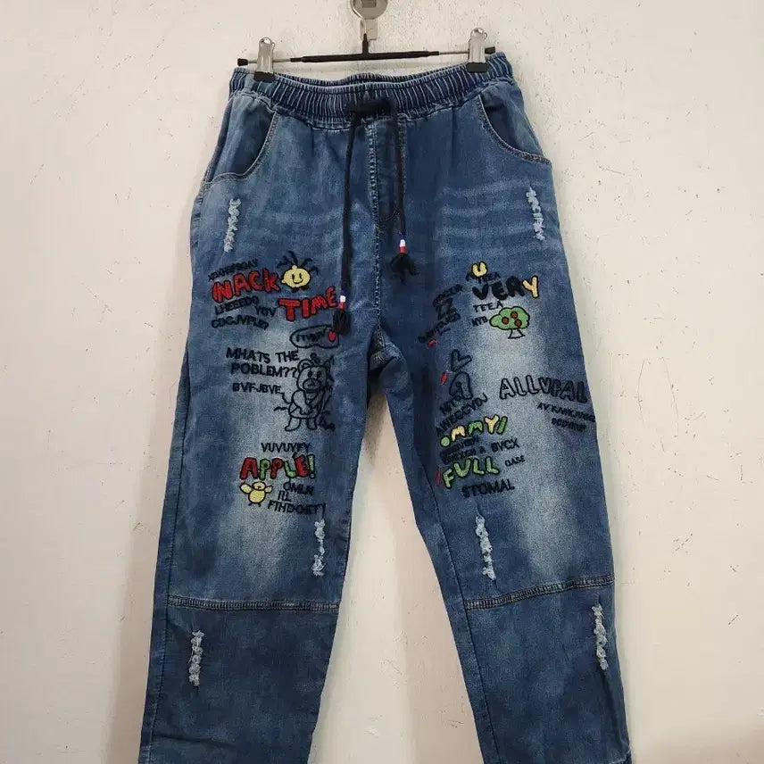 [BUNJANG] Character Printing Denim Jogger Pants / 캐릭터 프린팅 데님 조거팬츠