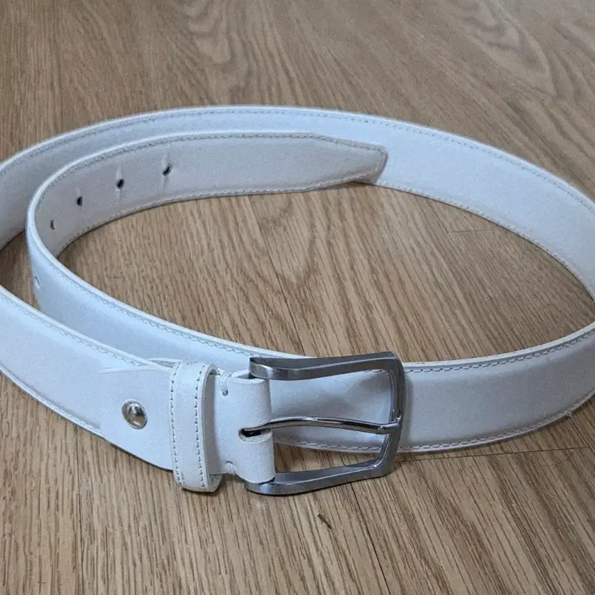 [BUNJANG] Unisex White Leather Belt / 남녀공용 화이트 가죽 벨트
