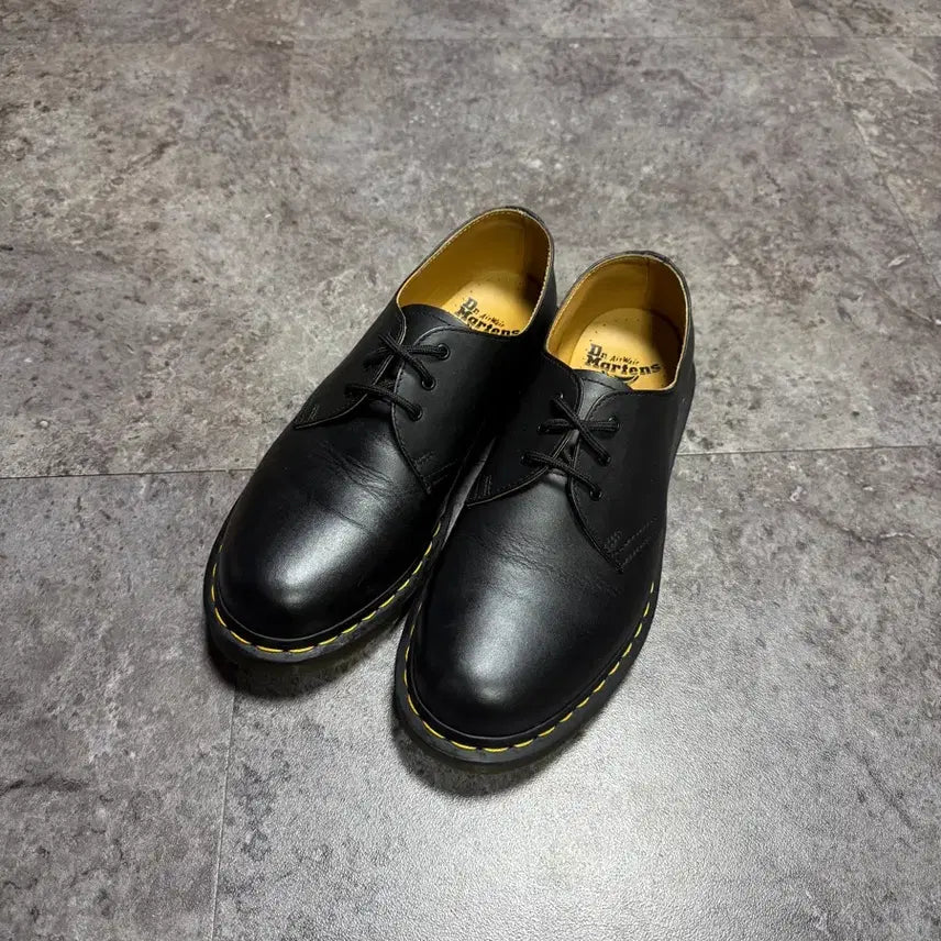 [BUNJANG] Dr. Martens 1461 Smooth Leather Shoes / 닥터마틴 1461 260 새상품급
