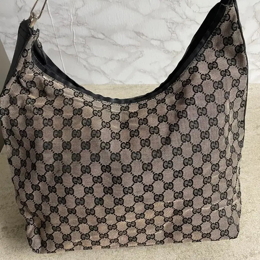 [BUNJANG] Gucci GG Logo Shoulder Bag / 구찌 GG 로고 숄더백 ㅡ오늘만 득템가!