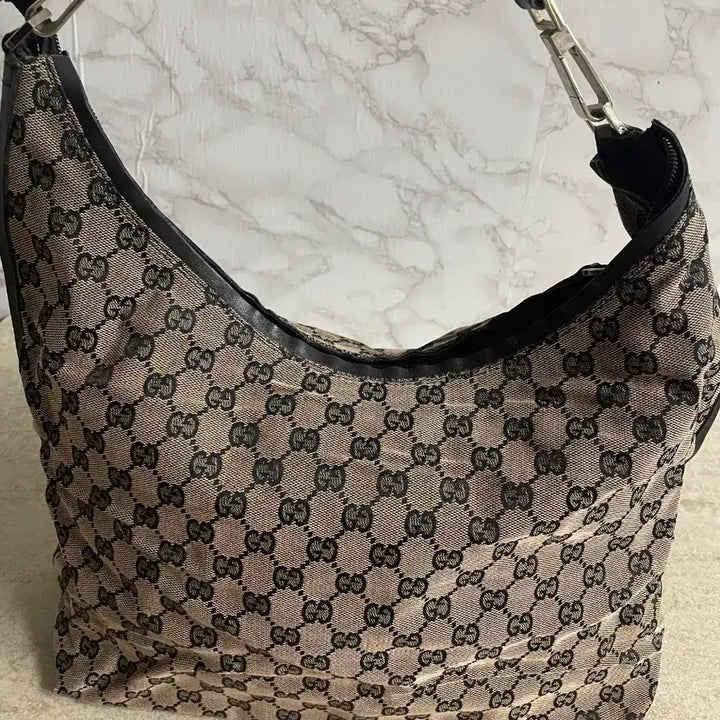 [BUNJANG] Gucci GG Logo Shoulder Bag / 구찌 GG 로고 숄더백 ㅡ오늘만 득템가!