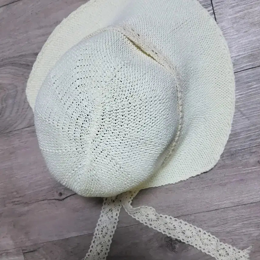 [BUNJANG] Ivory Lace Bucket Hat / 아이보리 레이스 벙거지 모자 새상품