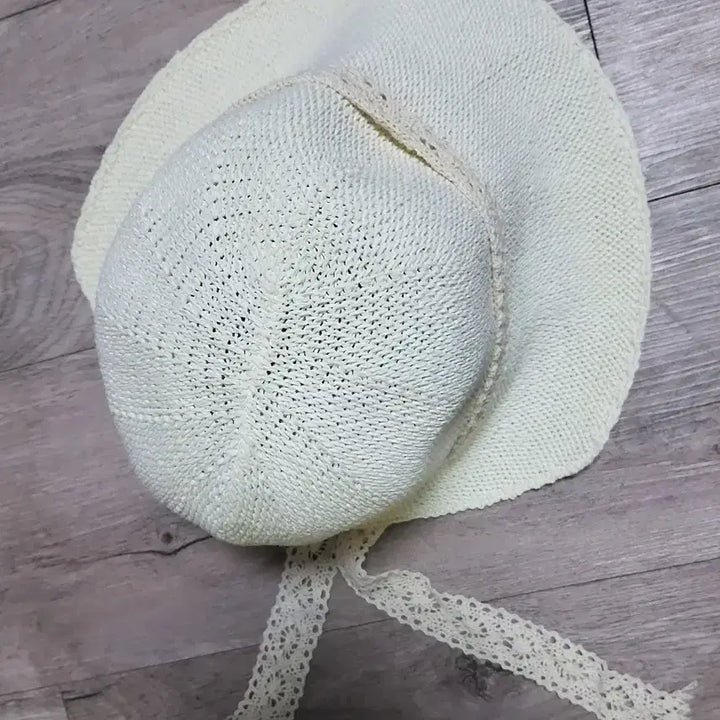 [BUNJANG] Ivory Lace Bucket Hat / 아이보리 레이스 벙거지 모자 새상품