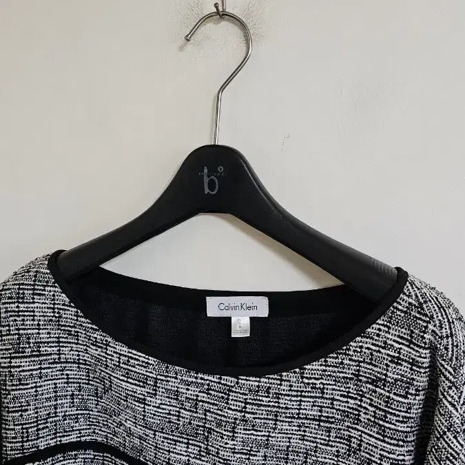 [BUNJANG] Calvin Klein Tweed Short Sleeve Blouse / 캘빈클라인 트위드 반팔 (513