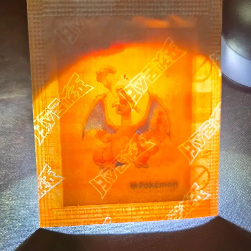 [BUNJANG] Pokemon 30th Anniversary 1996 Charizard Sticker Sealed / 포켓몬 30주년 기념 1996년 리자몽 띠부씰 미개봉 판매(최저가)
