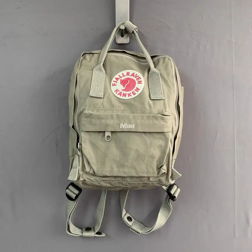 [BUNJANG] Fjällräven Kånken Mini Backpack / 피엘라벤 칸켄 미니 백팩 가방