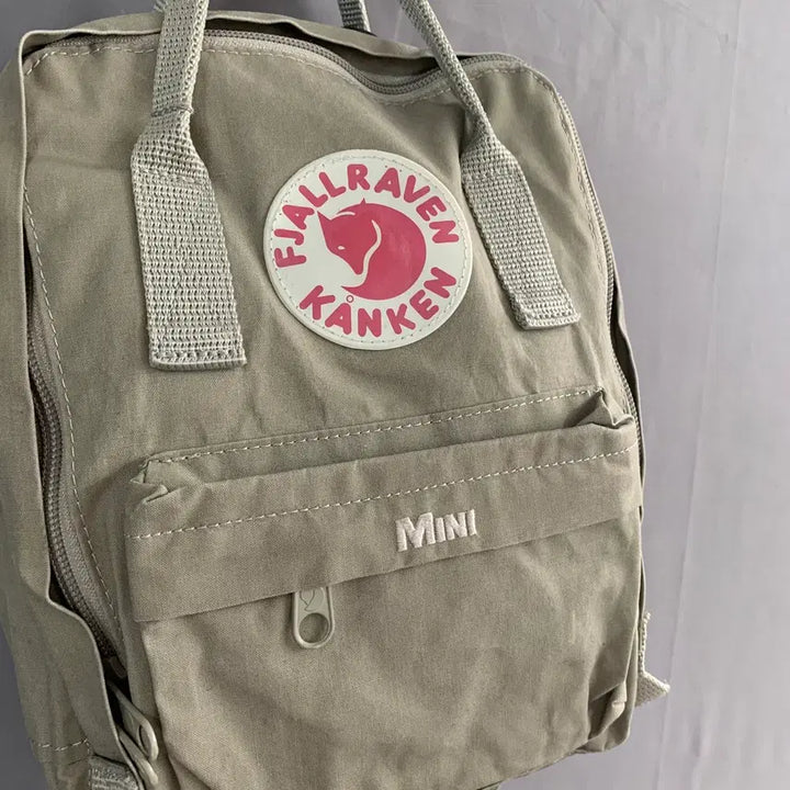 [BUNJANG] Fjällräven Kånken Mini Backpack / 피엘라벤 칸켄 미니 백팩 가방