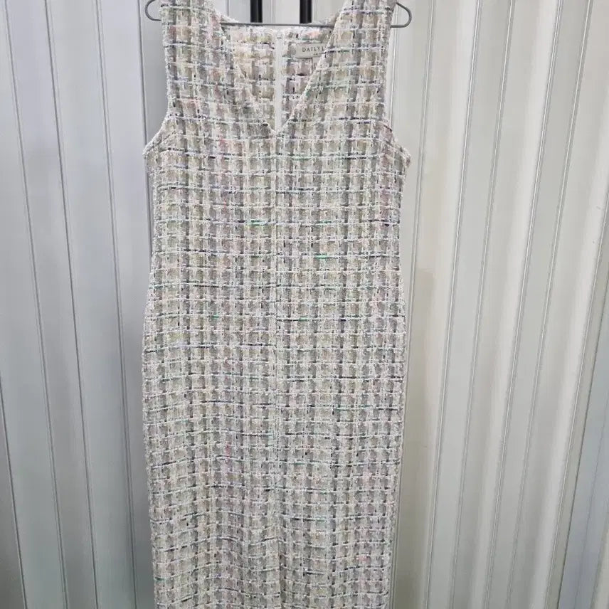 [BUNJANG] Tweed Sleeveless Maxi Dress / 데일리룩 트위드 슬리브리스 원피스
