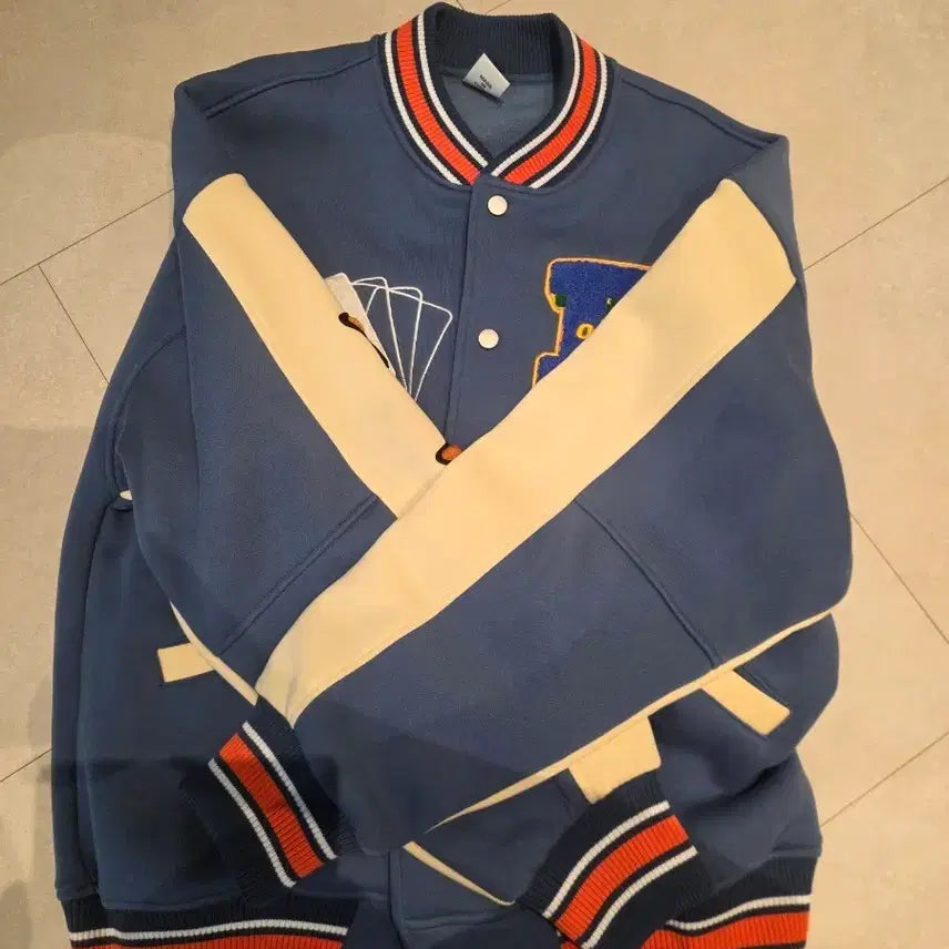 [BUNJANG] Inflation Varsity Jacket / inflation 자켓