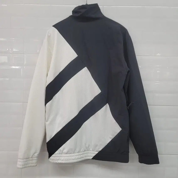[BUNJANG] Adidas Windbreaker Zip-Up Jacket / 아디다스 바람막이 집업