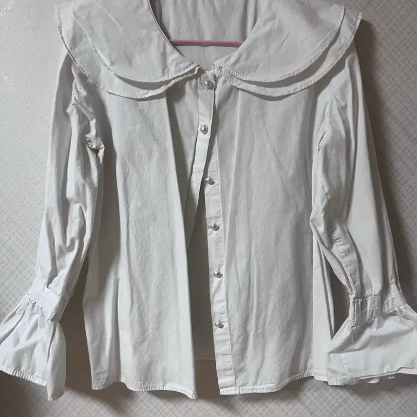 [BUNJANG] White Double Collar Blouse with Frill Detail / 화이트 이중카라 블라우스 프릴 디테일