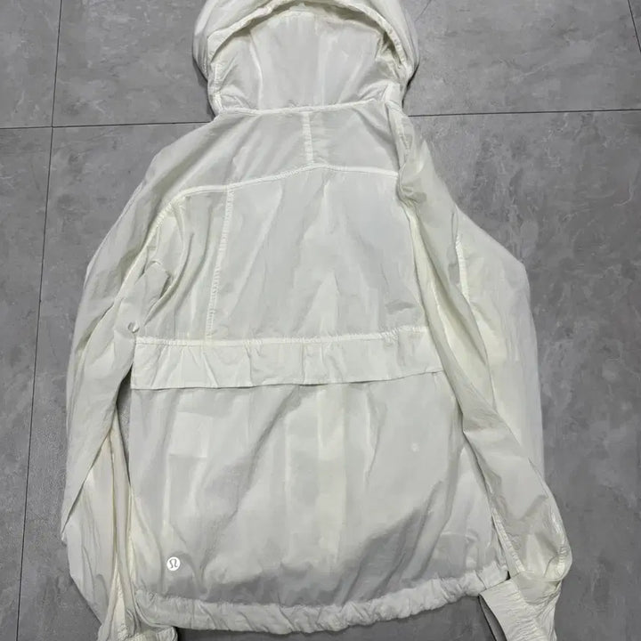 [BUNJANG] Lululemon Lightweight Top / 4 (90) 룰루레몬 lululemon 경량