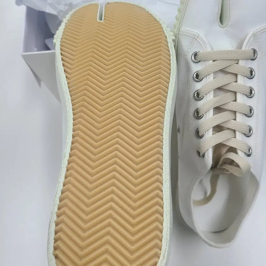 [BUNJANG] Maison Margiela Tabi Sneakers Size 41 / 메종 마르지엘라 타비 스니커즈 사이즈41
