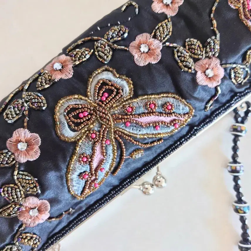 [BUNJANG] Handmade Beaded Butterfly Bag / 핸드메이드  비즈 나비 백