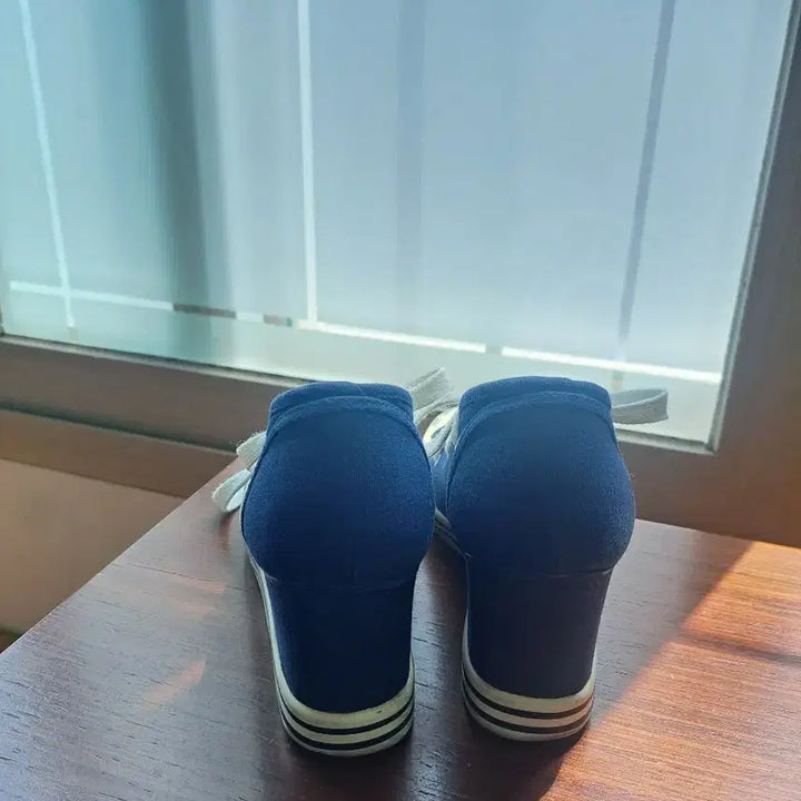 [BUNJANG] Canvas Ballet Flats with 7.5cm Heel / 굽높이 신발 240