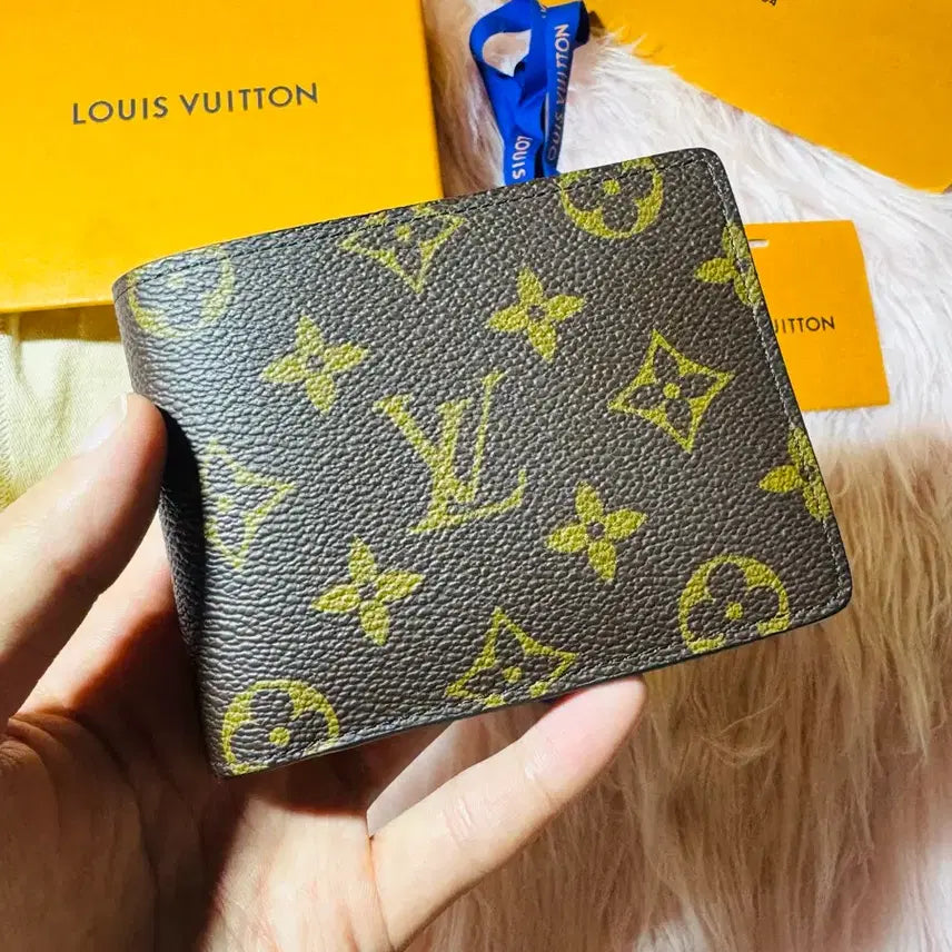 [BUNJANG] Louis Vuitton Monogram Multiple Wallet / [OS,새상품급] 루이비통 모노그램 멀티플 반지갑 풀구성