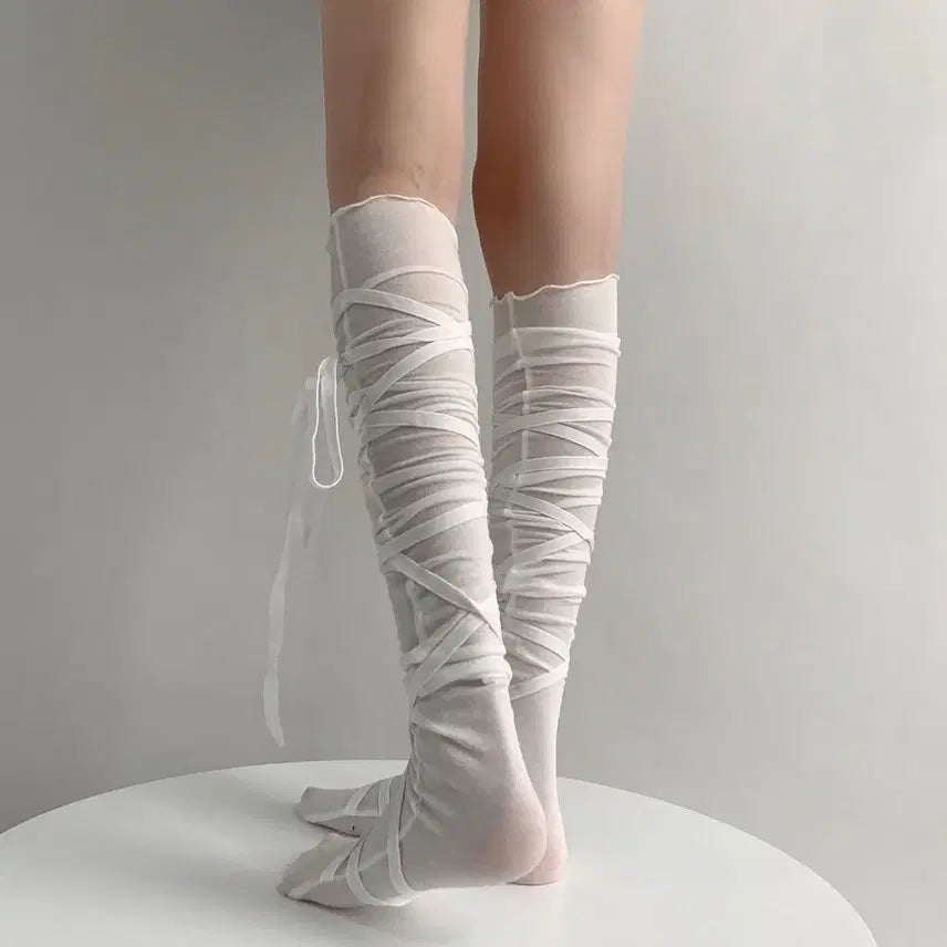 [BUNJANG] White Subculture Ribbon Strap Knee-High Socks / 화이트 서브컬처 리본 스트랩 니삭스 양말