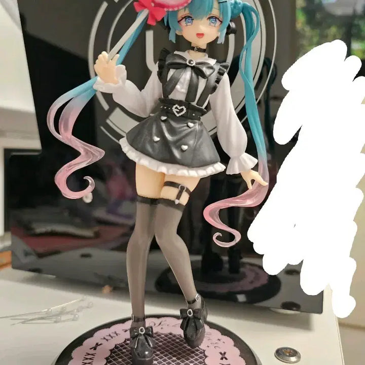 [BUNJANG] Hatsune Miku Subculture Jirai Kei Miku Figure / 하츠네 미쿠 서브컬쳐 지뢰계 미쿠 피규어