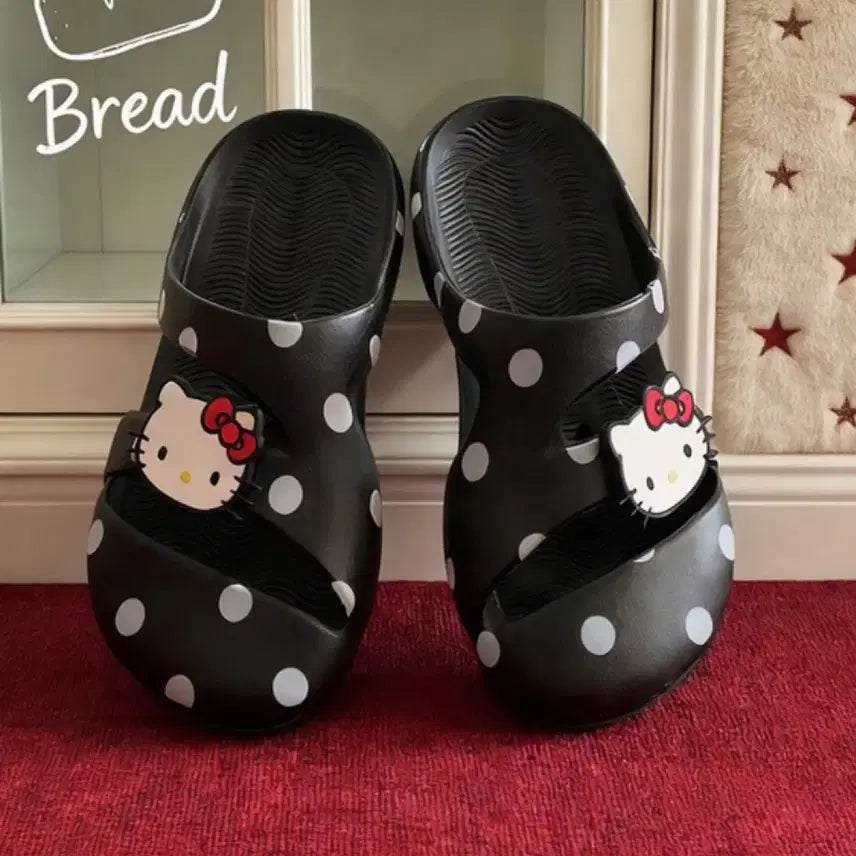 [BUNJANG] Hello Kitty Dot Slippers / 헬로키티 도트 슬리퍼 새상품