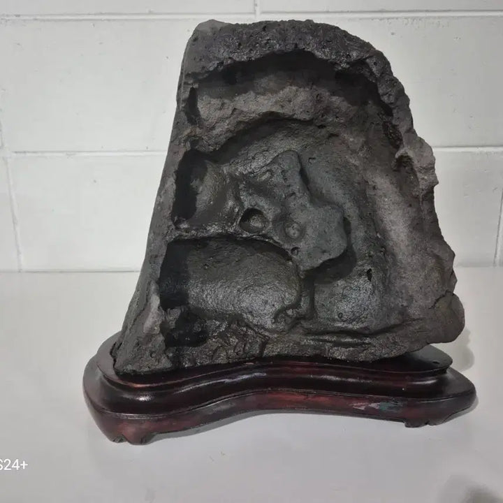 [BUNJANG] Jeju Island Natural Stone Suiseki with Stand / @자연석 산지:제주도(형제섬)