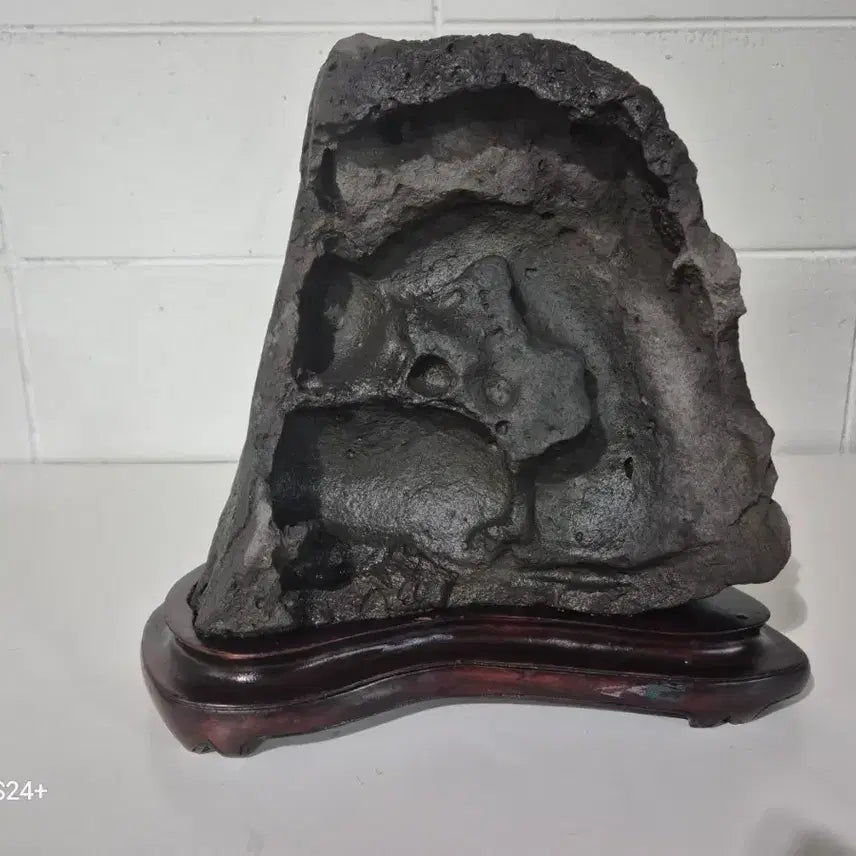[BUNJANG] Jeju Island Natural Stone Suiseki with Stand / @자연석 산지:제주도(형제섬)