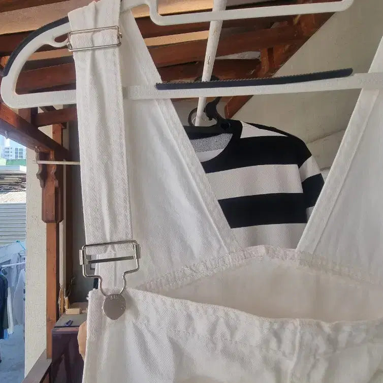 [BUNJANG] White Overalls / 흰색 멜방바지