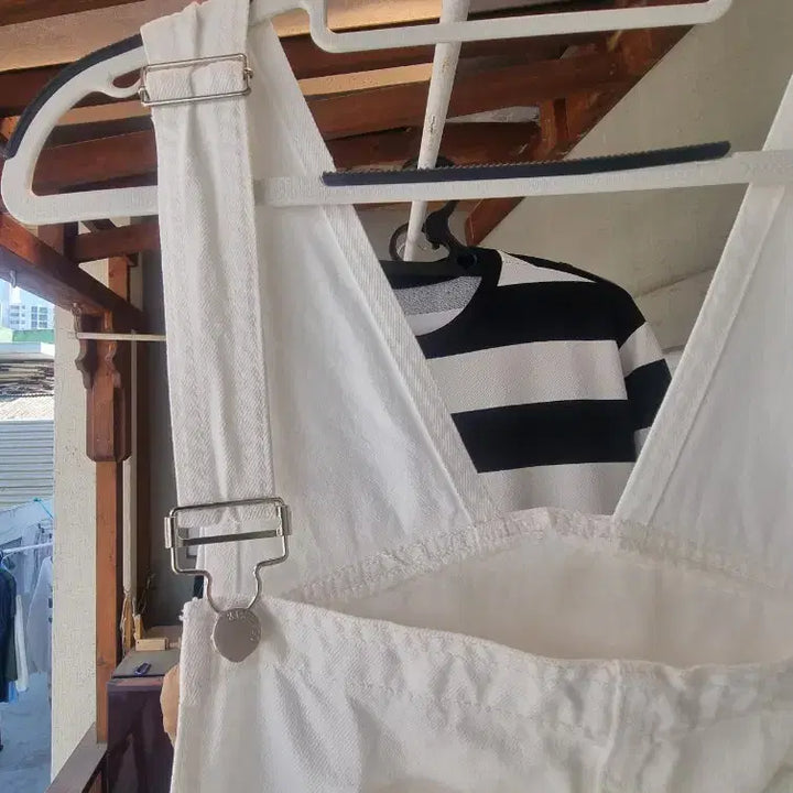 [BUNJANG] White Overalls / 흰색 멜방바지